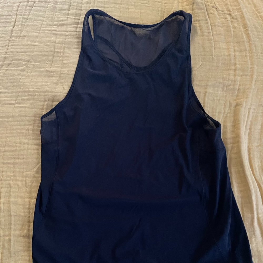 Lululemon loose fitting Black Tank Top Size Medium